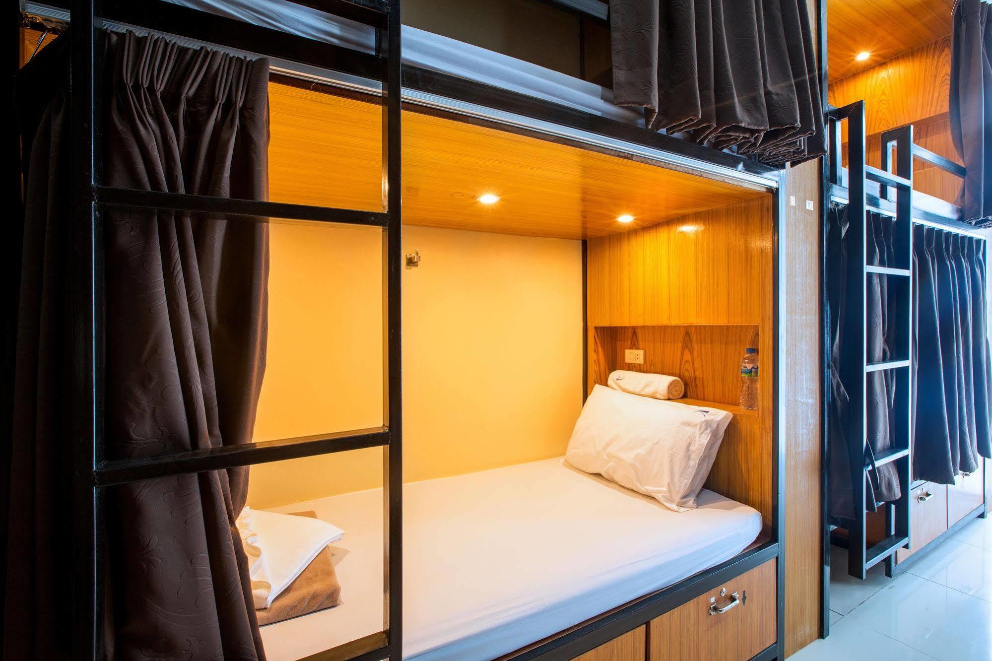 Patong Marina Hotel By Lofty Exterior foto
